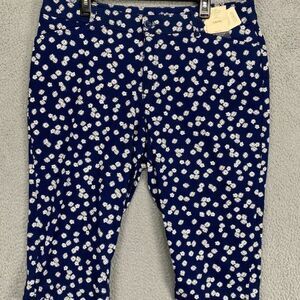 St. Johns Bay Capris Pants Womens 18P Petite Blue Flower Secretly Slender NEW